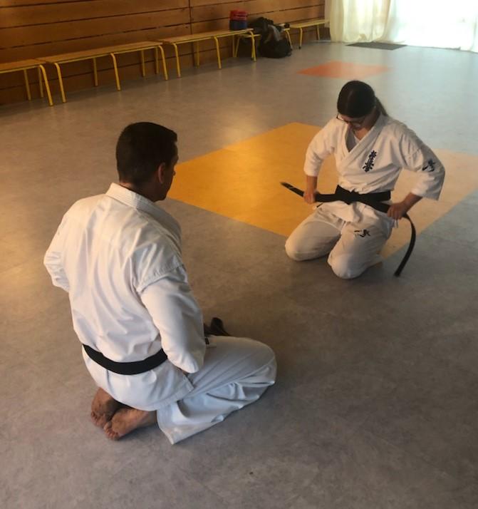 Remise de ceinture cloé